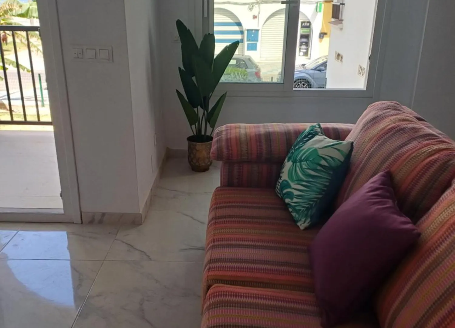 Beautiful Beachfront Newly Renovated 2 Bedroom Apartment With Swimming Pool And Garden 圣路易斯·德·萨比尼尔 0*,
